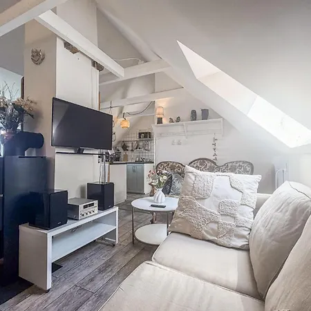 1 Bedroom Gorgeous In *