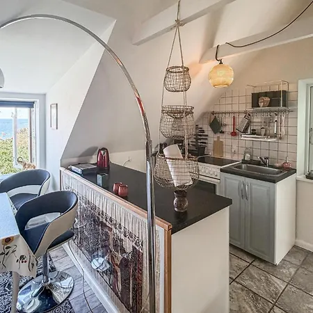 1 Bedroom Gorgeous In